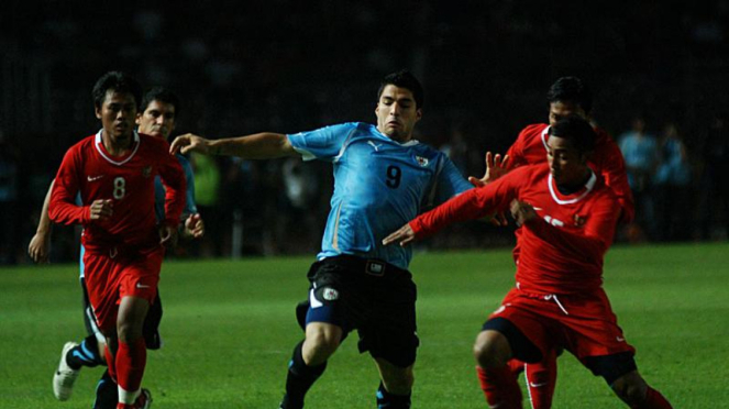 Uruguay Lawan Indonesia: Luis Suarez