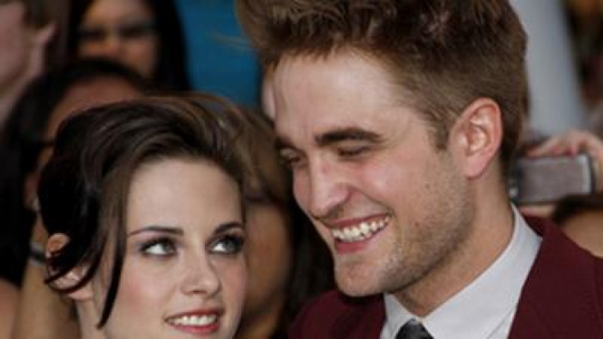 Robert Pattinson & Kristen Stewart