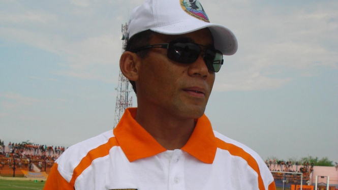 Manajer Persibo Bojonegoro Letkol. Taufik Riesnendar