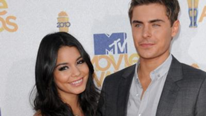 Vanessa Hudgens & Zac Efron