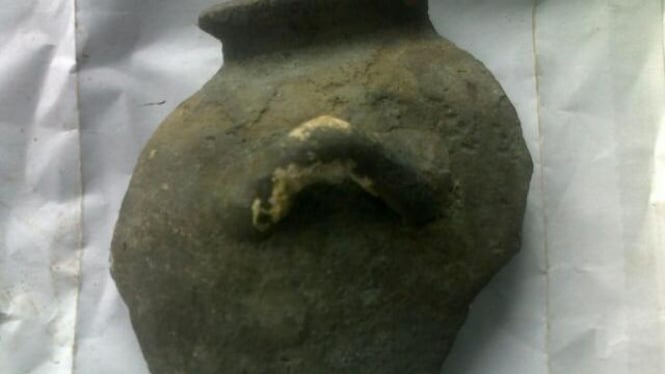 Pecahan tembikar dari Kapal VOC Mentawai (3)