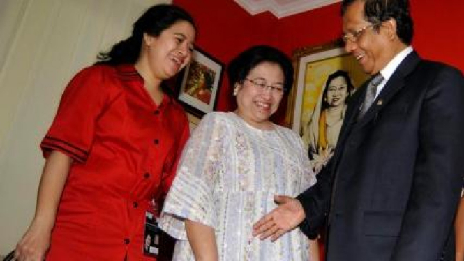 Puan Maharani, Megawati Soekarnoputri dan Mahfud MD