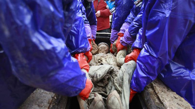 Mumi wanita berusia 700 tahun ditemukan di China.