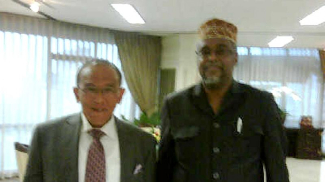 Aburizal Bakrie bersama Dubes Somalia