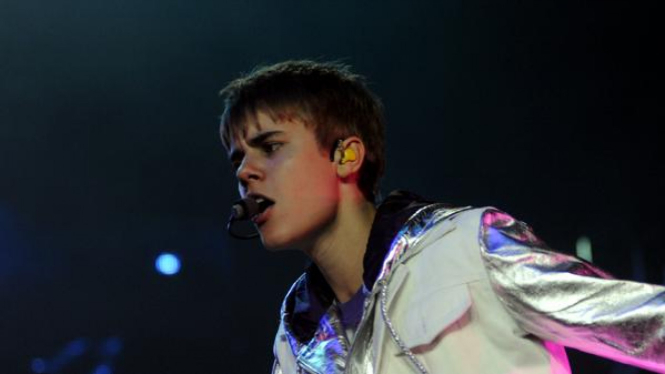 Justin Bieber tampil di Sentul International Convention Center