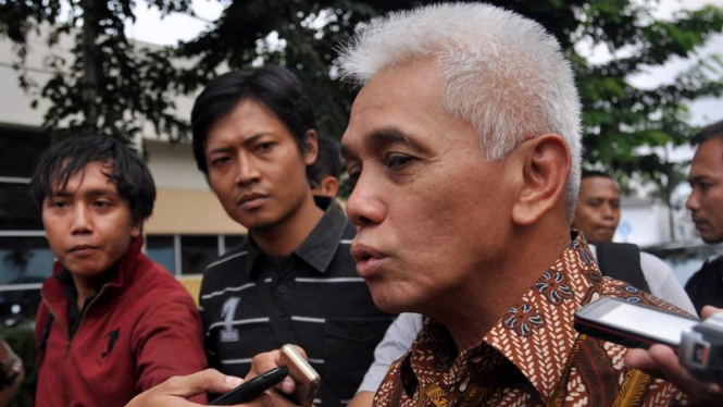 Hatta Rajasa jelang acara lamaran putrinya, Aliya Rajasa