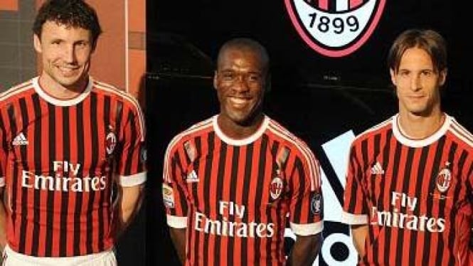Seragam Baru AC Milan Musim 2011/2012