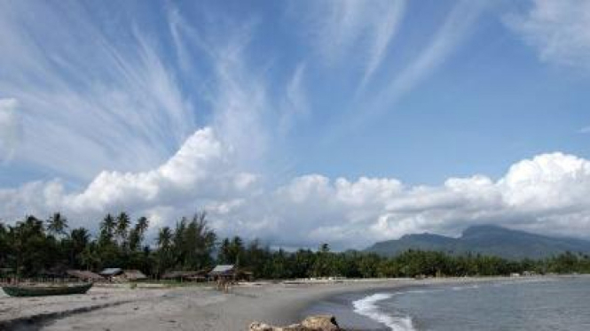 Panorama Pantai Barus, Sumatera Utara