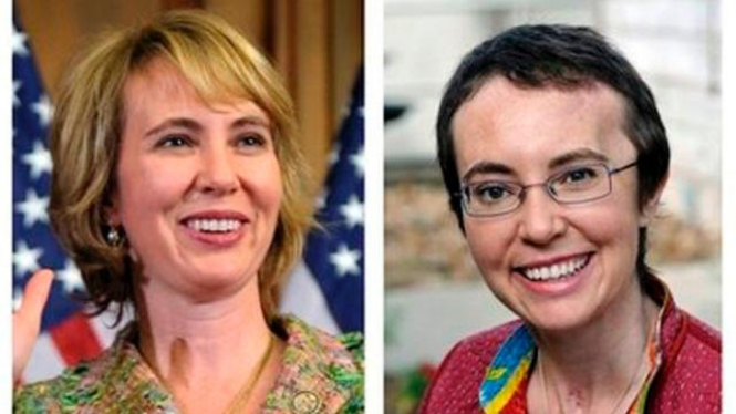 Gabrielle Giffords sebelum dan setelah ditembak (kanan)