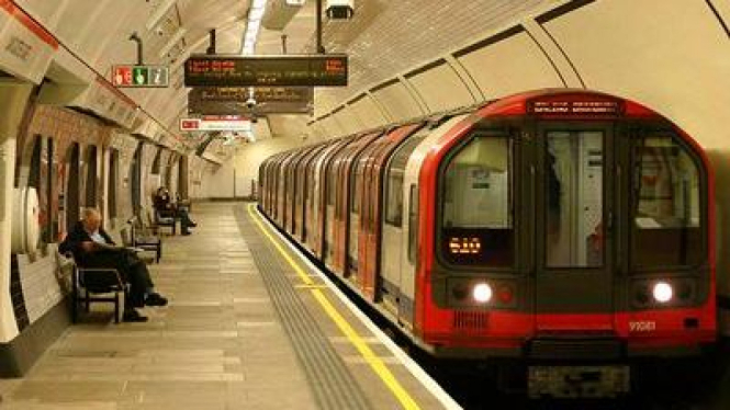 The Tube di London, Inggris