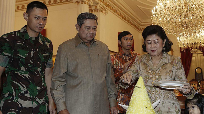 Syukuran Ulang Tahun Ani Yudhoyono di Istana