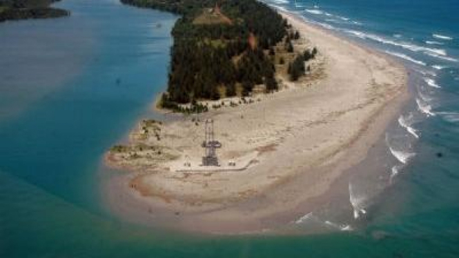 Pantai di Bengkulu