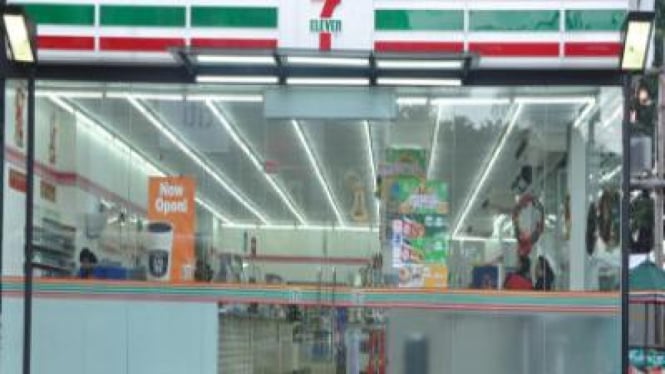 7 Eleven.