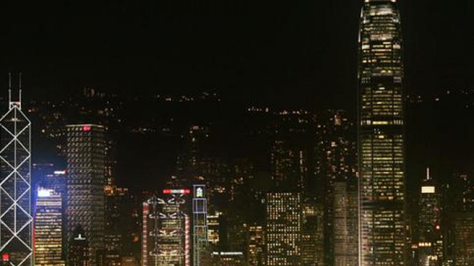Kota Hong Kong di malam hari.