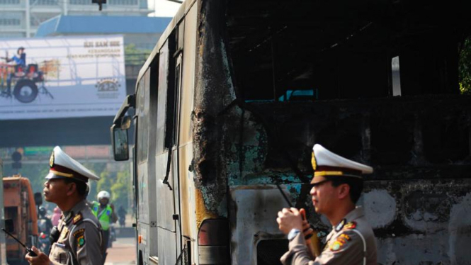 Bus Trans Jakarta Terbakar