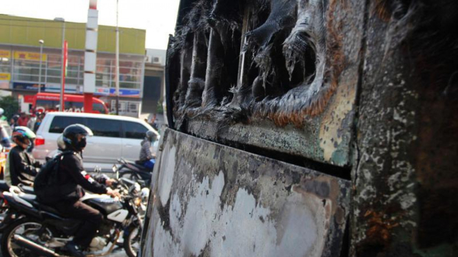 Bus Trans Jakarta Terbakar