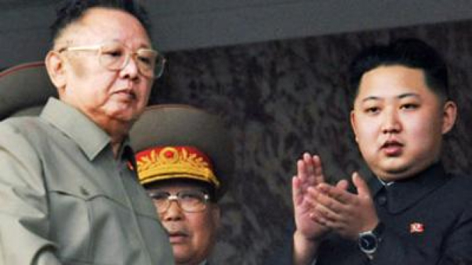 Kim Jong Il dan Kim Jong Un