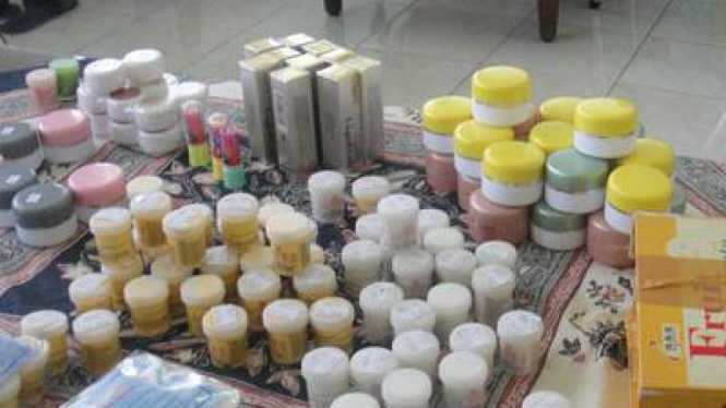 kosmetik berbahaya disita