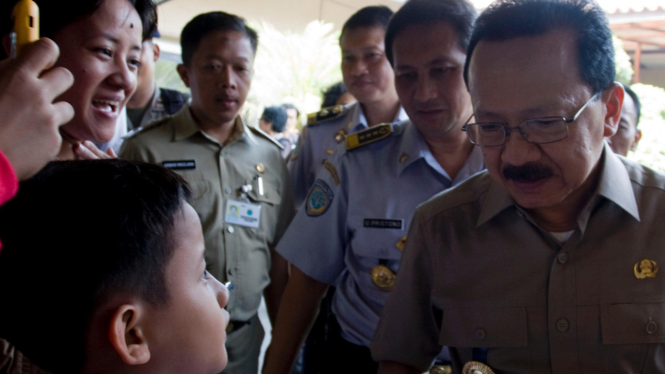 Fauzi Bowo Pantau Arus Balik