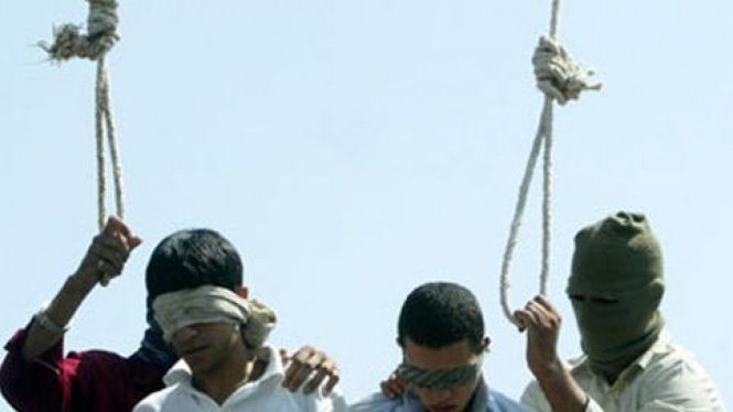 Dua orang gay digantung di Iran.