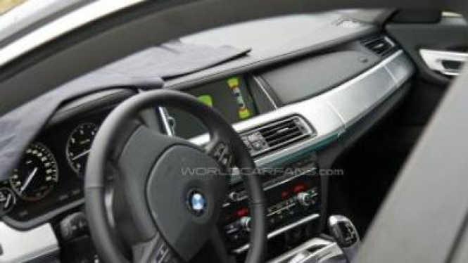 Desain Interior BMW 7-Series 2012
