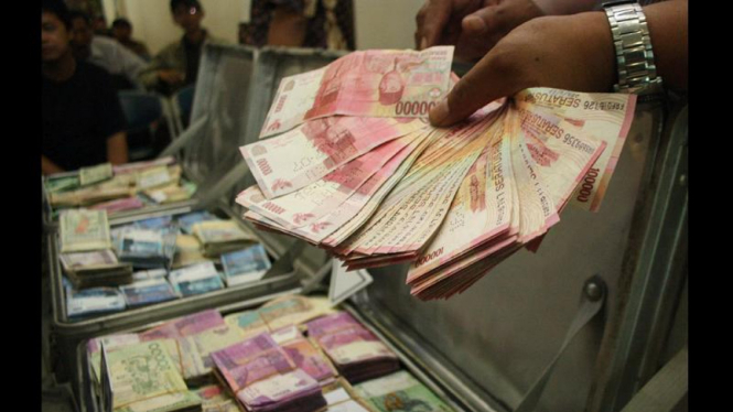 Pemusnahan Uang Palsu di Bank Indonesia (BI)