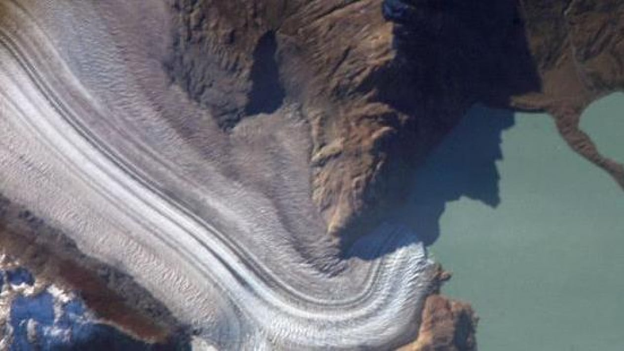 Foto Gletser Viedma dari Luar Angkasa