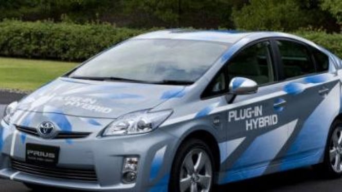 Toyota Prius Plug-in 2012