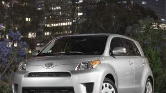 Toyota Scion xD 2012