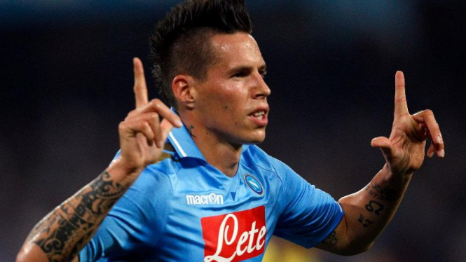 Pemain Napoli, Marek Hamsik, usai membobol gawang Villarreal