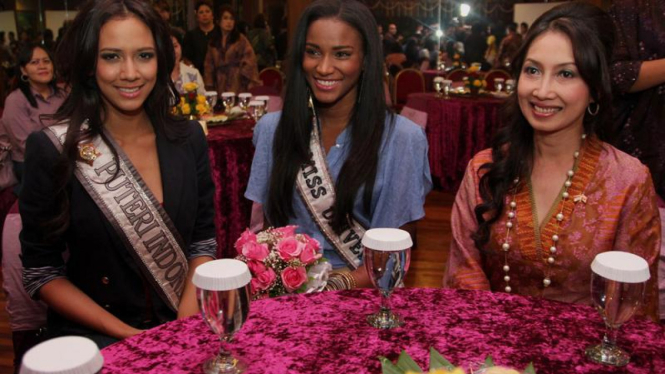 Miss Universe 2011 asal Angola, Leila Lopes, Lakukan Treatment Spa