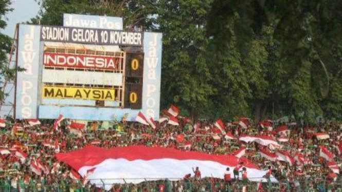 Stadion Gelora 10 November