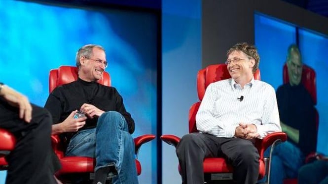 Bill Gates dan Steve Jobs pada pertemuan 2007