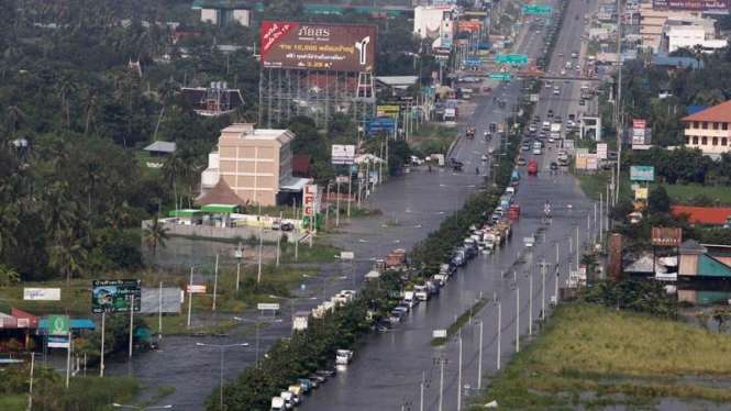 Banjir Di Thailand