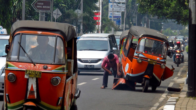 Ilustrasi Foto Bajaj