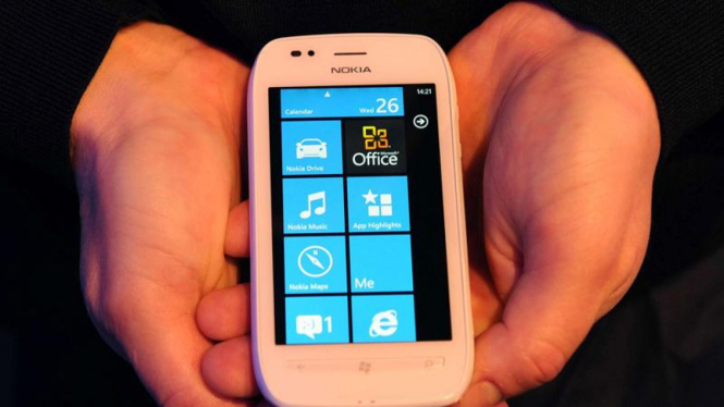 smartphone Nokia Lumia 710