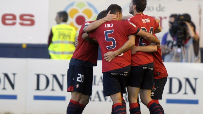 Pemain Osasuna rayakan gol ke gawang Levante