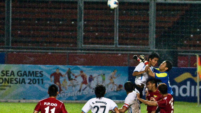 Laos Vs Myanmar Di Seagames 2011