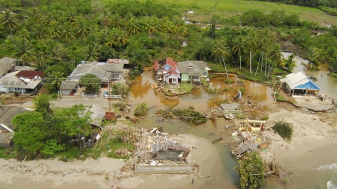 Banjir Bandang  Di Sumatera Barat