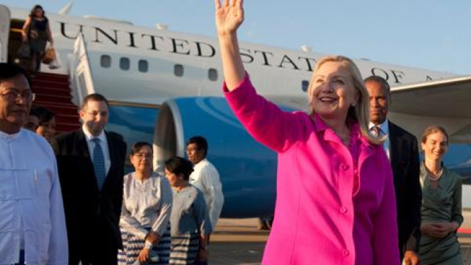 Menlu AS Hillary Clinton tiba di Naypyitaw, Myanmar