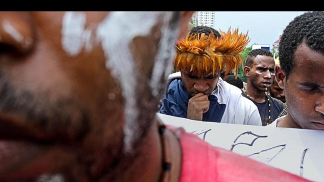 Aksi Demo Warga Papua