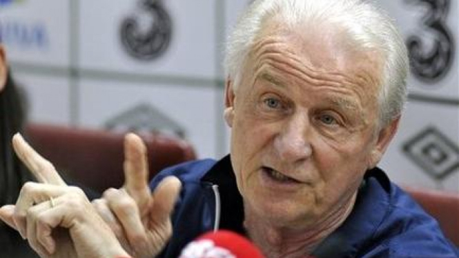 Pelatih Republik Irlandia, Giovanni Trapattoni.