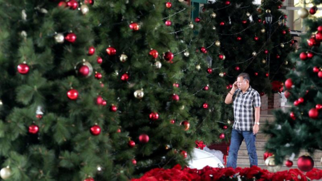 Pohon Natal di Grand Indonesia