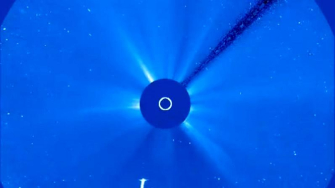 Komet Lovejoy menabrak matahari