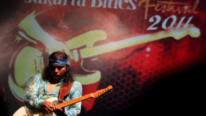 Gugun Blues Shelter di Jakarta International Blues Festival 2011