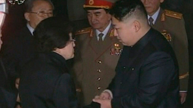 Mantan ibu negara Lee Hee-ho bertemu Kim Jong-un
