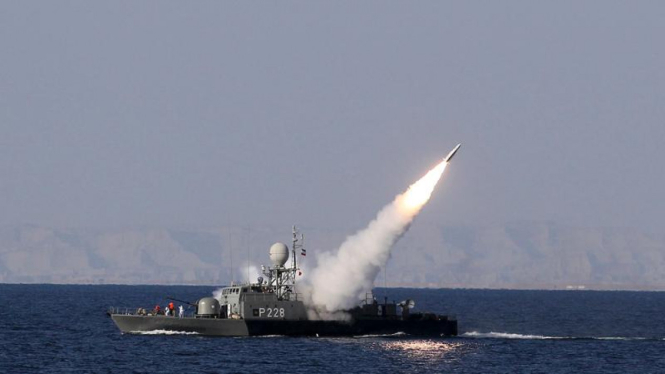 Iran uji coba rudal anti radar