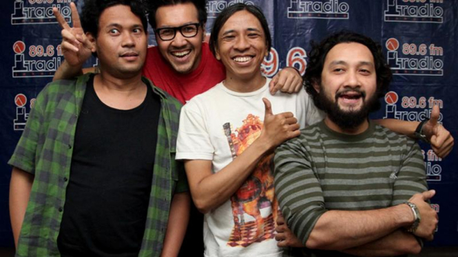 Grup Band Naif Saat Jumpa Pers di I-Radio