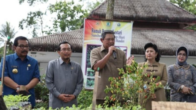 Presiden SBY di Pacitan, Jawa Timur
