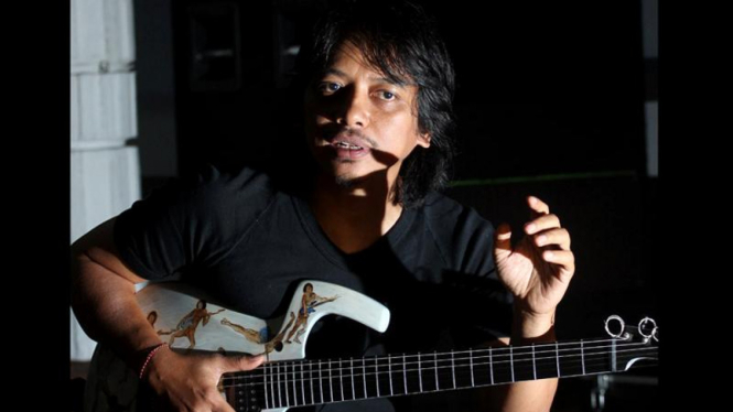 Klinik Gitar Bersama Dewa Budjana